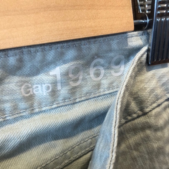 Jeans with Subtle Leopard Print - Picture 4 of 5